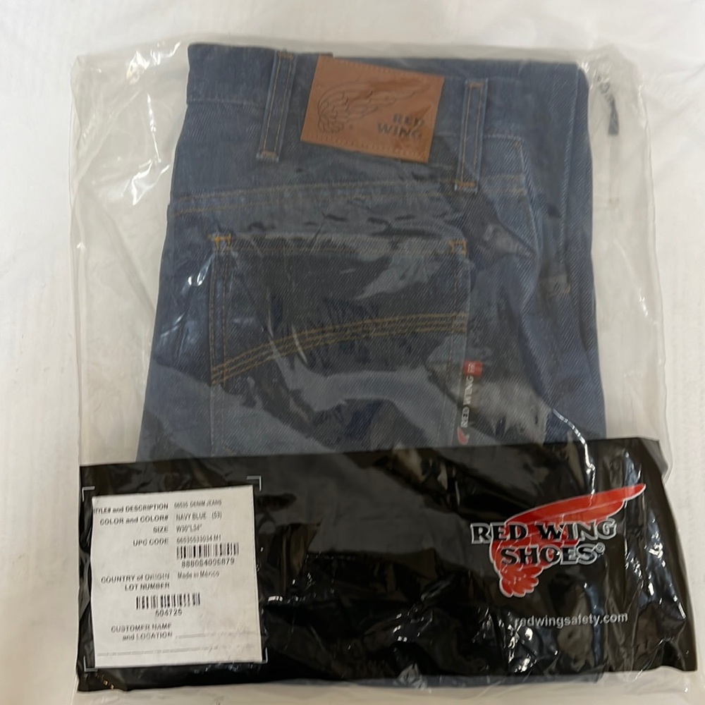 Red Wing Mens FR Jeans! Brand New! Size W30xL34.